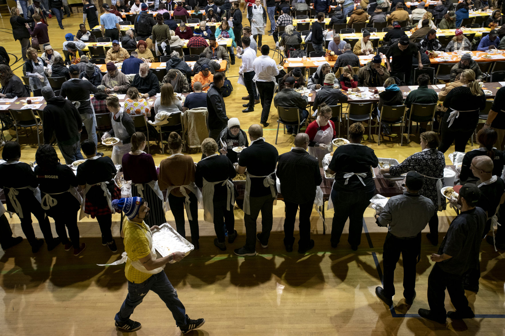 112819-news-turkeymeal 09.jpg